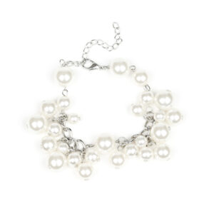 Girls in Pearls